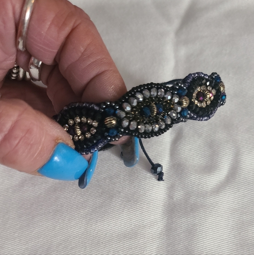 2 for 22 Crystal beaded bracelet - Picture 1 of 4